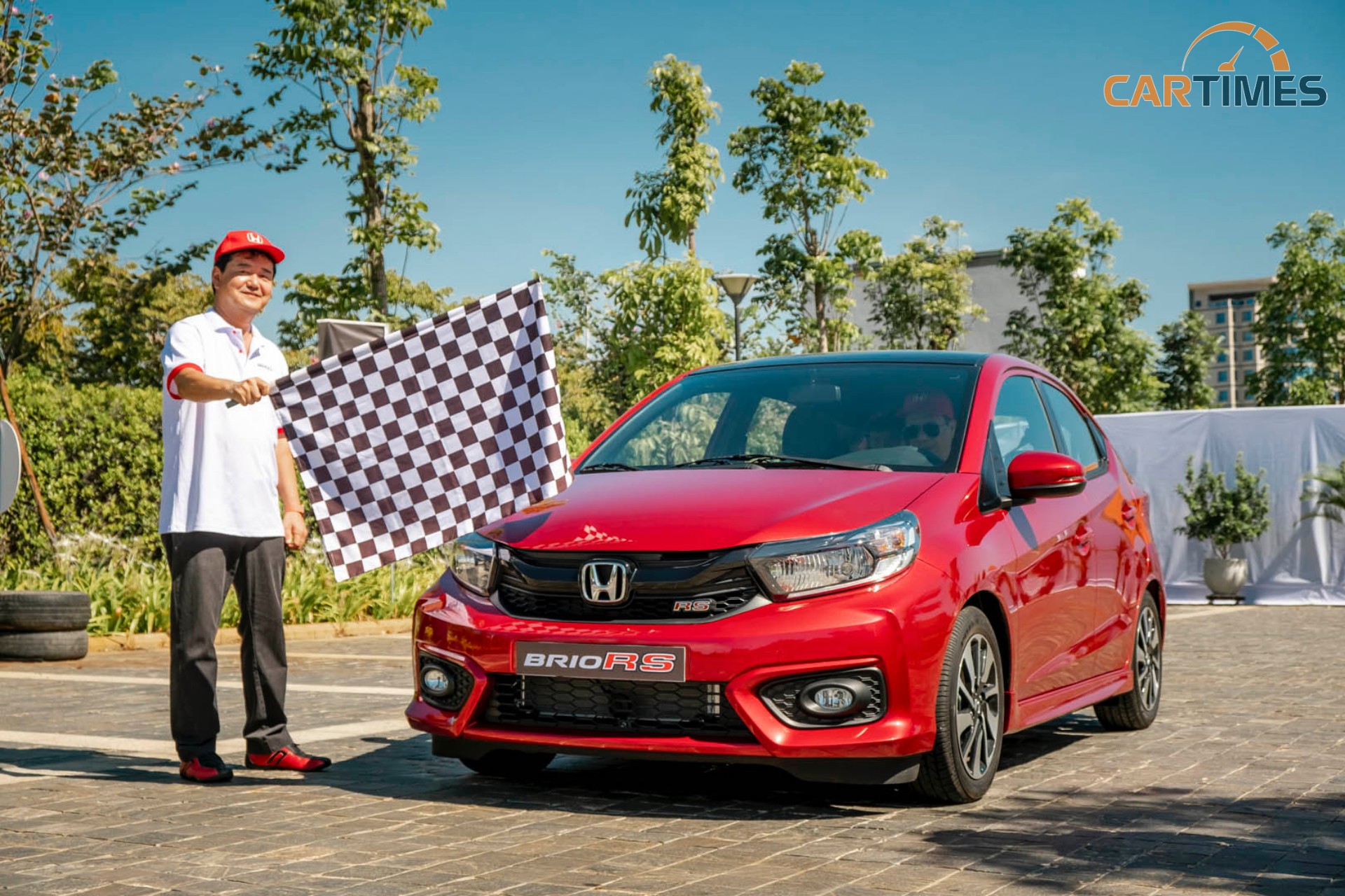 Honda Brio trải nghiệm cung đường Đà Nẵng - Đèo Hải Vân - Lăng Cô