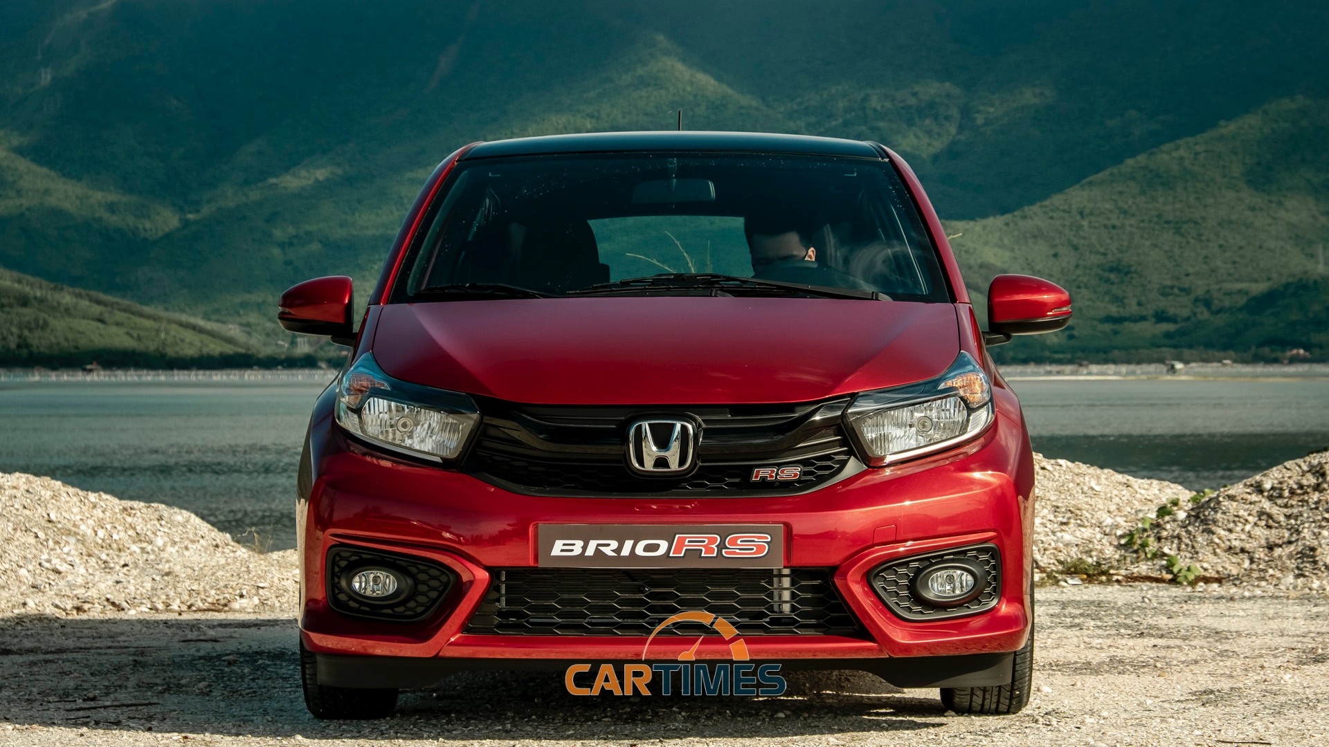 Thiết kế đầu xe Honda Brio