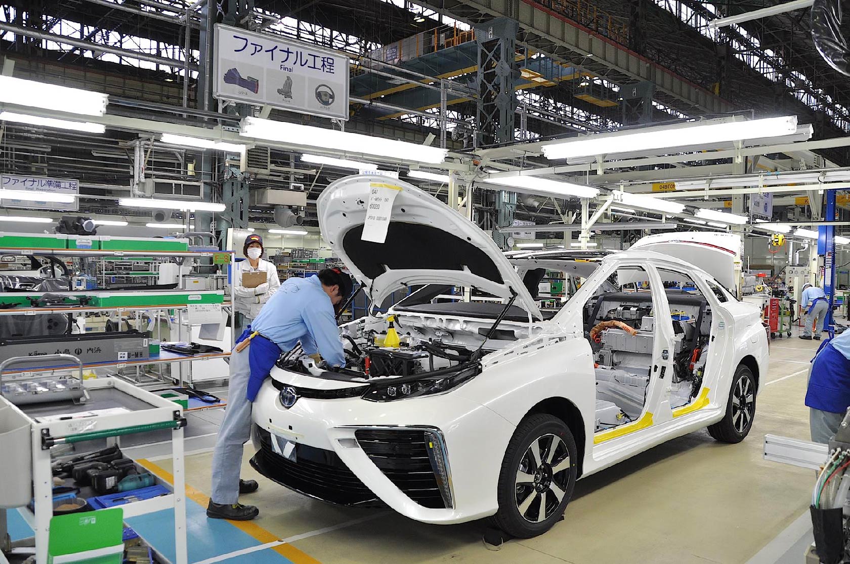 Ngoài ra, Việt Nam đã ký kết Hiệp định thương mại tự do (CPTPP) năm 2018, cam kết giảm dần thuế nhập khẩu ô tô nguyên chiếc về 0% sau 7-9 năm...