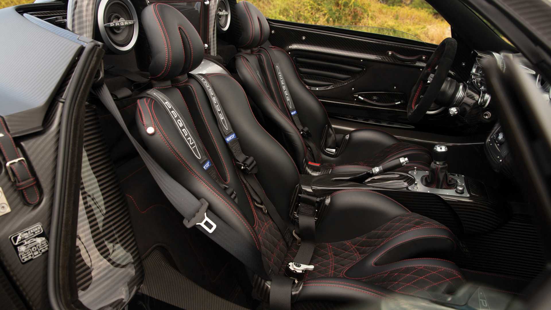 Thiết kế ghế ngồi Pagani Zonda Aether