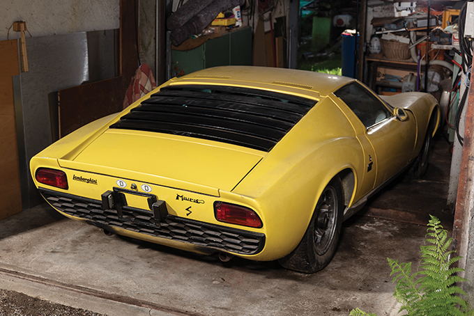 Siêu xe Lamborghini Miura P400 S được xác định gần như nguyên bản hoàn toàn