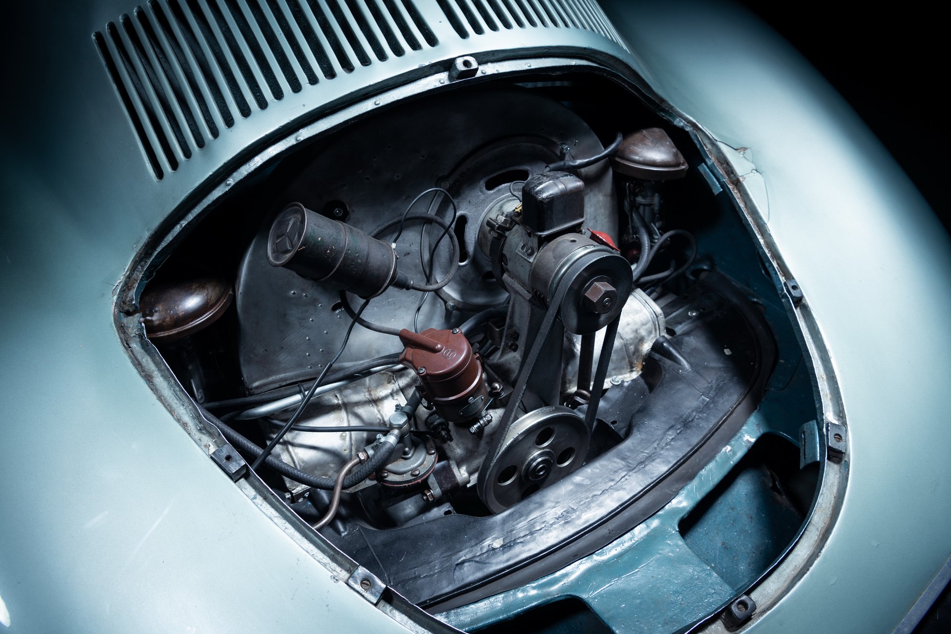 Đồng hồ xe Porsche Type 64