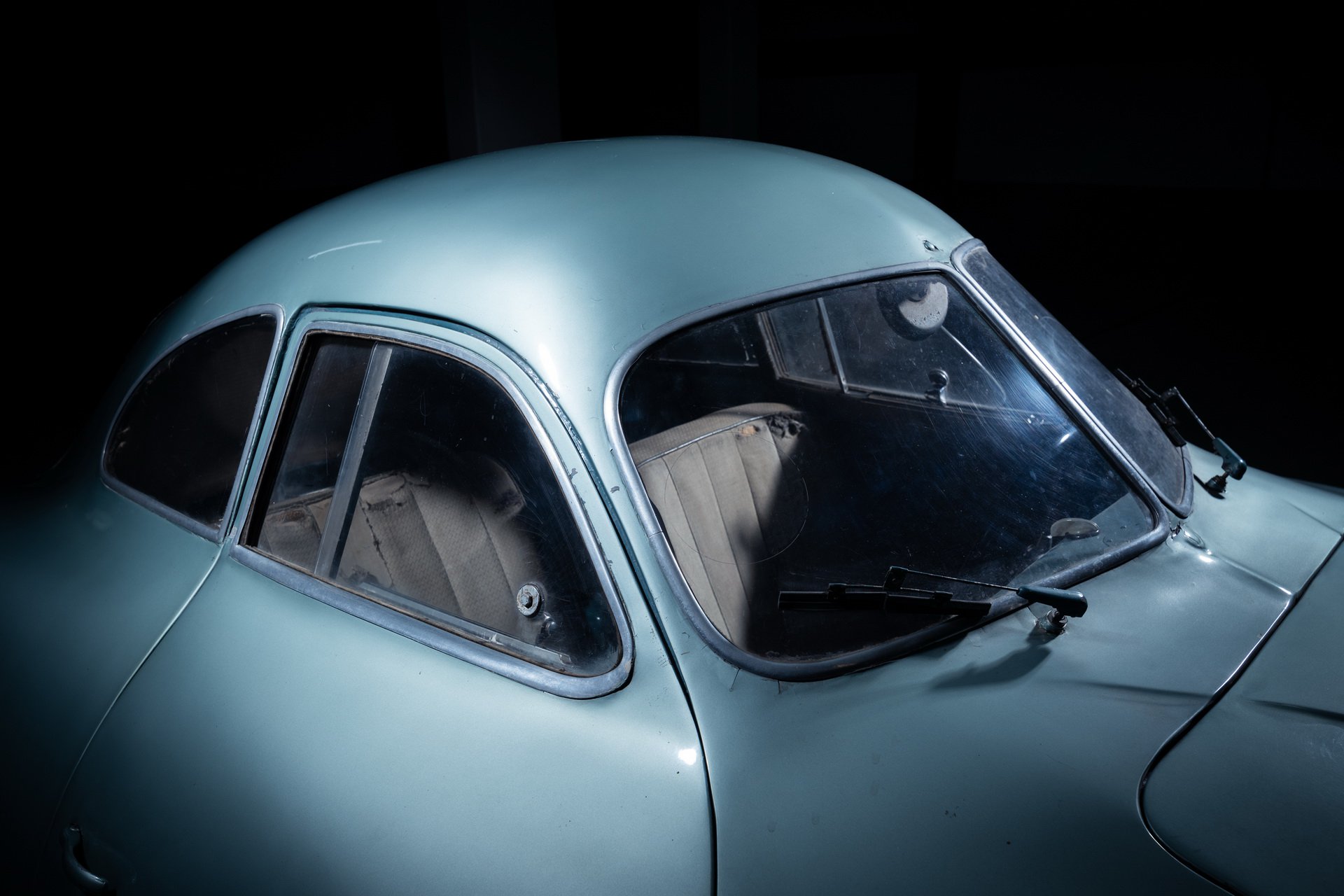 Thiết kế trần xe Porsche Type 64