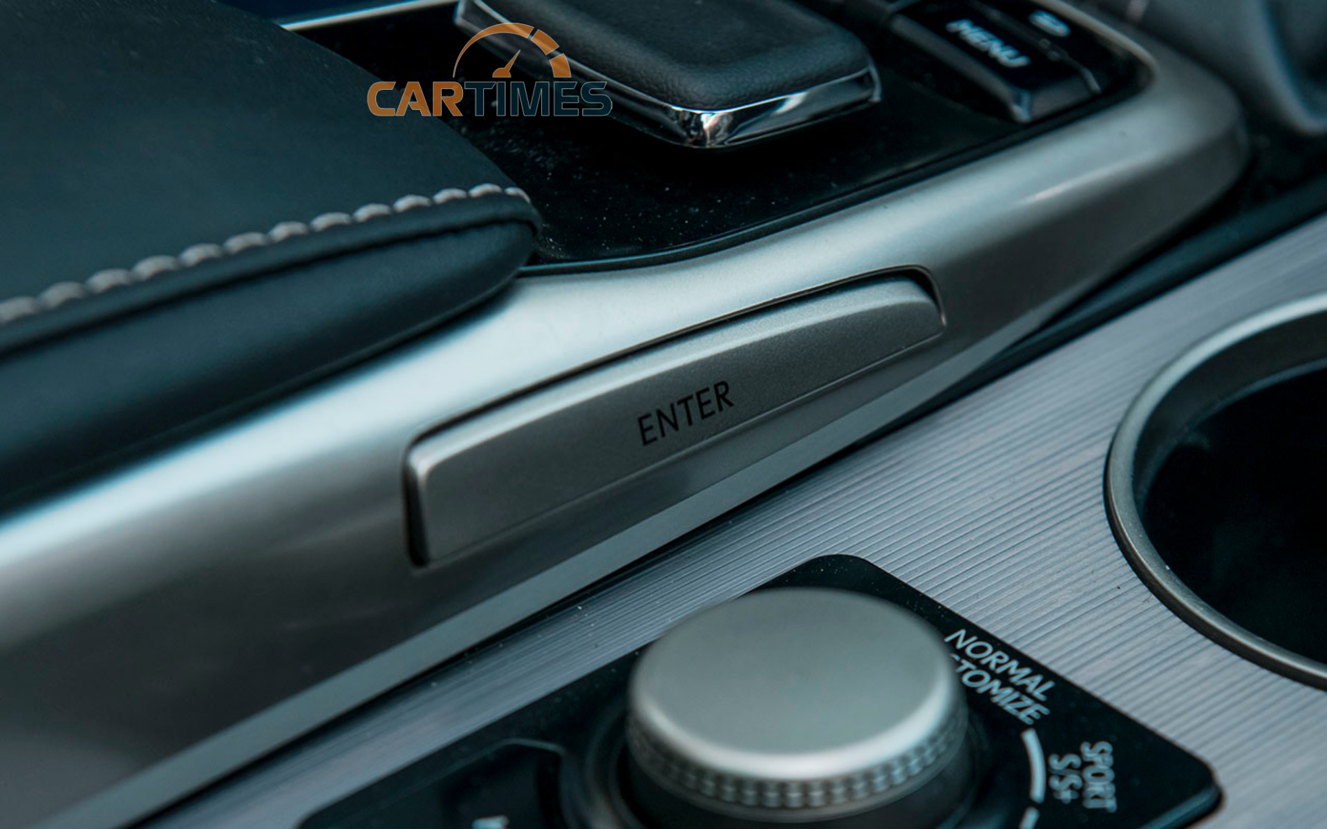 Nút Enter để chỉnh màn hình chính của xe Lexus RX350 F-Sport