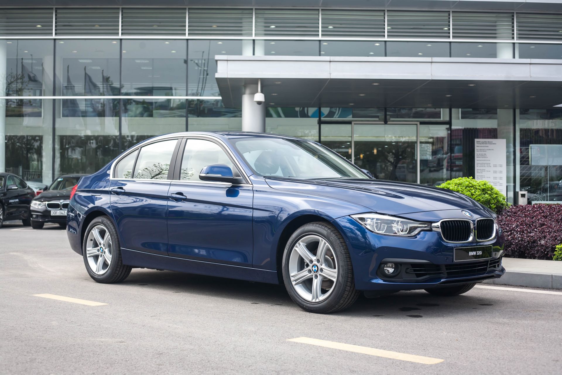 BMW 320i F30 đang được giảm giá mạnh tại các đại lý BMW Thaco