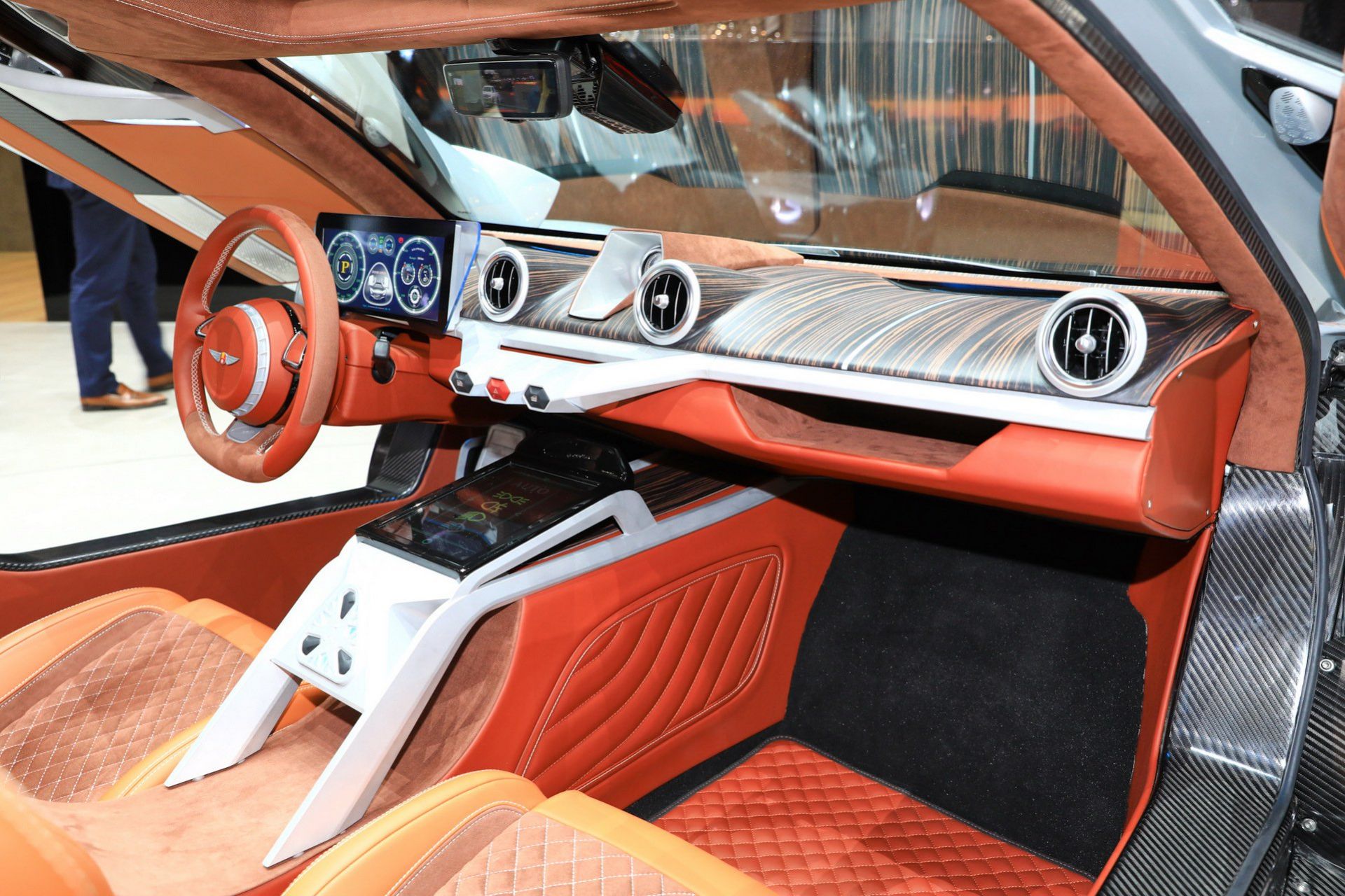 Cabin xe Hispano Suiza Carmen