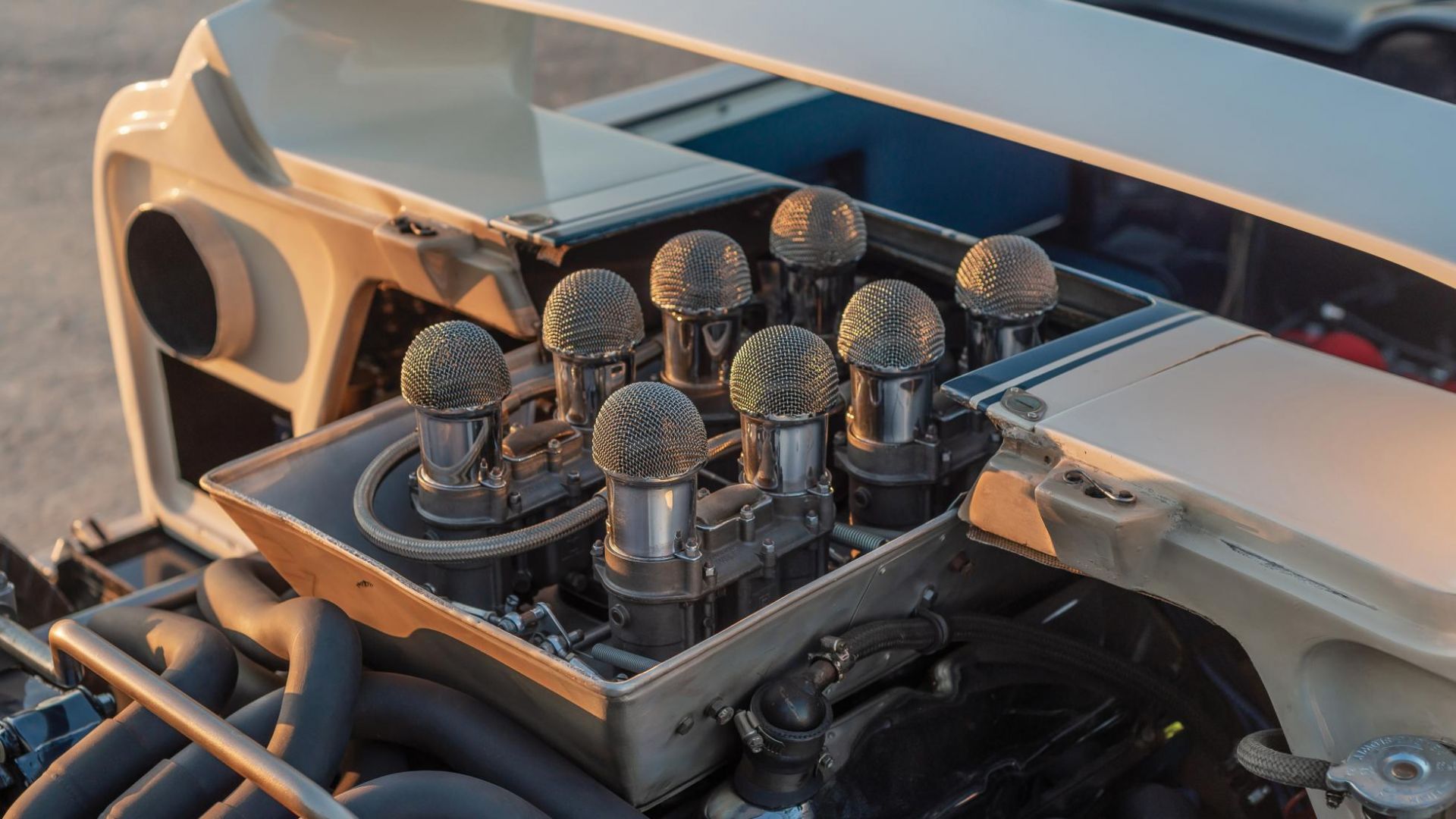 Xe cổ Ford GT40 Roadster giá hơn 230 tỷ đồng