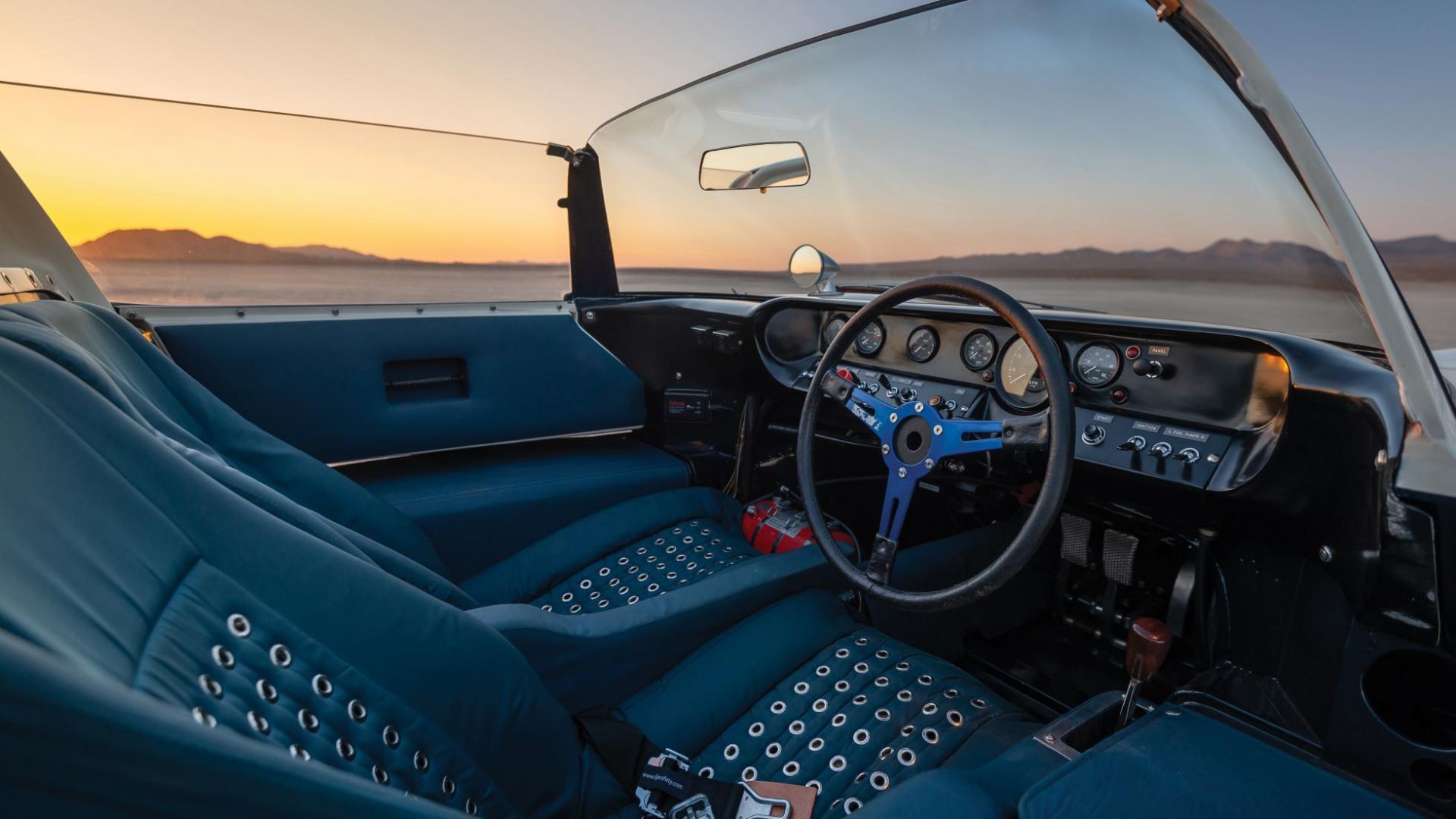 Xe cổ Ford GT40 Roadster giá hơn 230 tỷ đồng