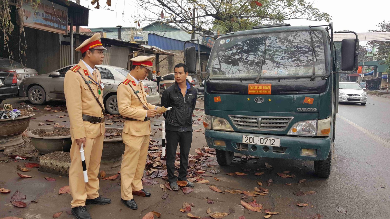 vi phạm giao thông