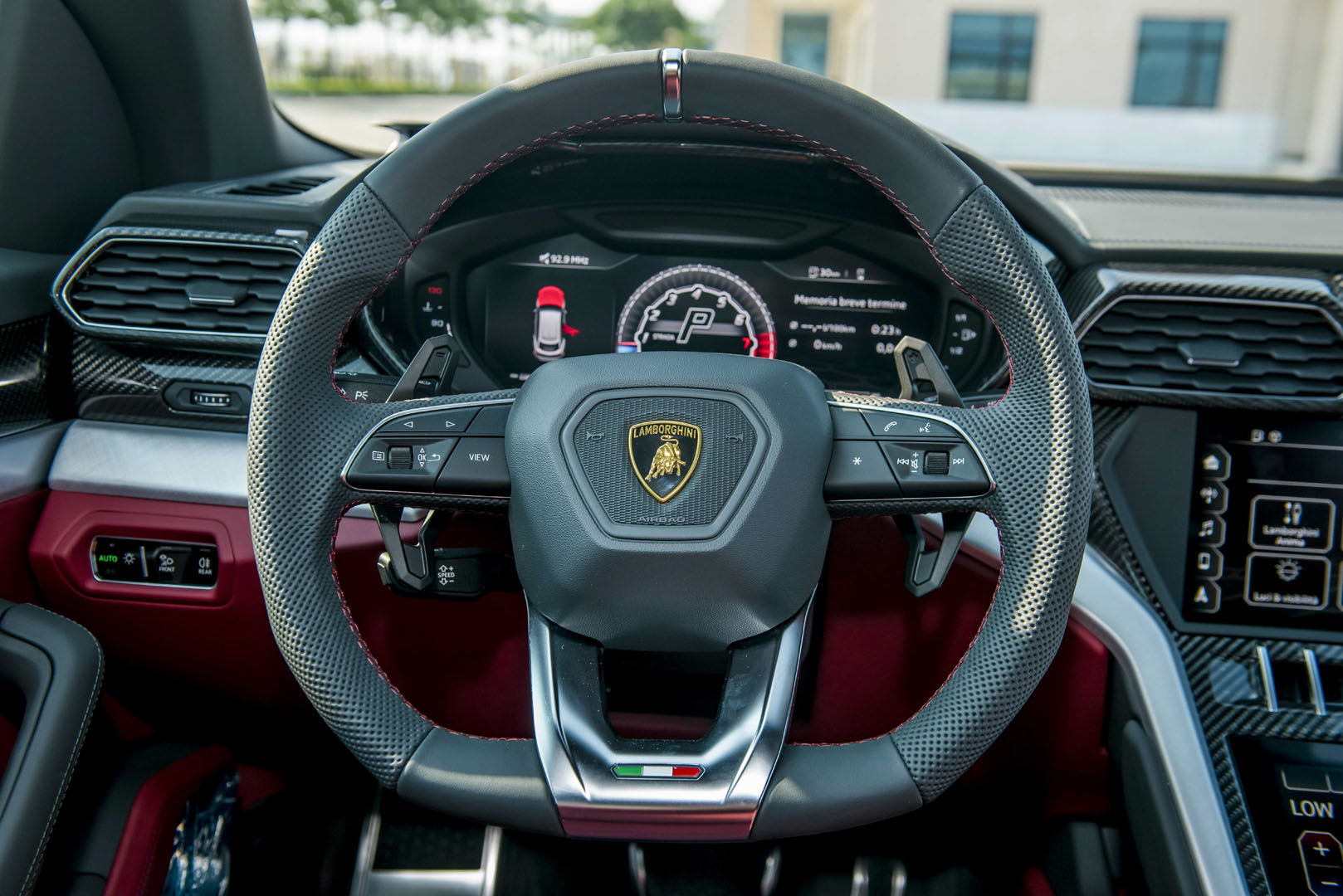 Vô lăng xe Lamborghini Urus