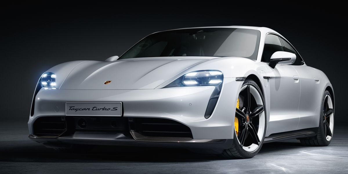 lần đầu tiên Porsche cung cấp nội thất hoàn toàn không da. Nội thất được làm từ vật liệu tái chế