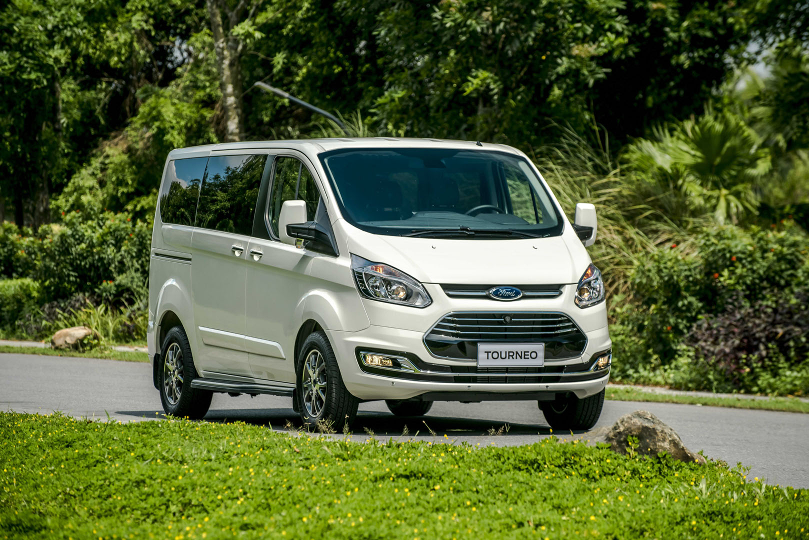 Ford Tourneo được thiết kế khá trau truốt