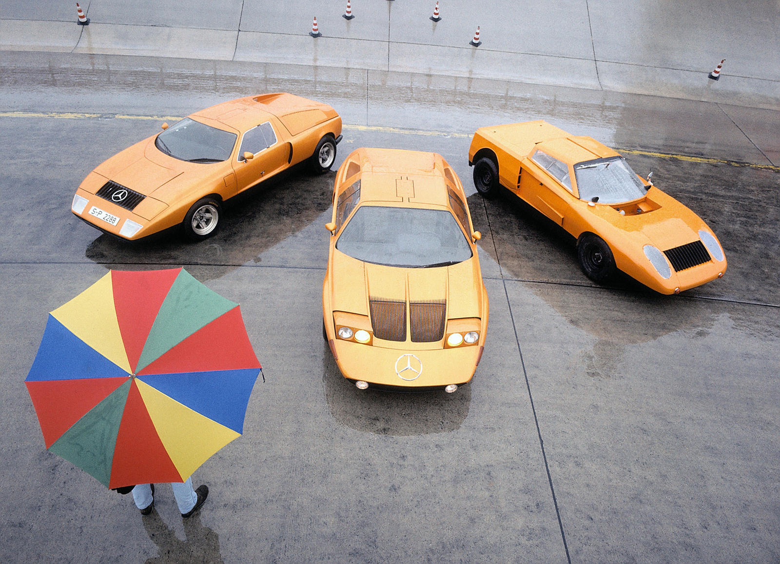 Mercedes-Benz C111 là một mẫu xe vượt thời đại
