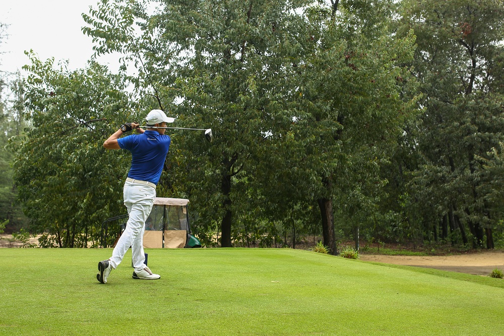 Giải golf diễn ra tại sân Golf Laguna Lăng Cô, Huế