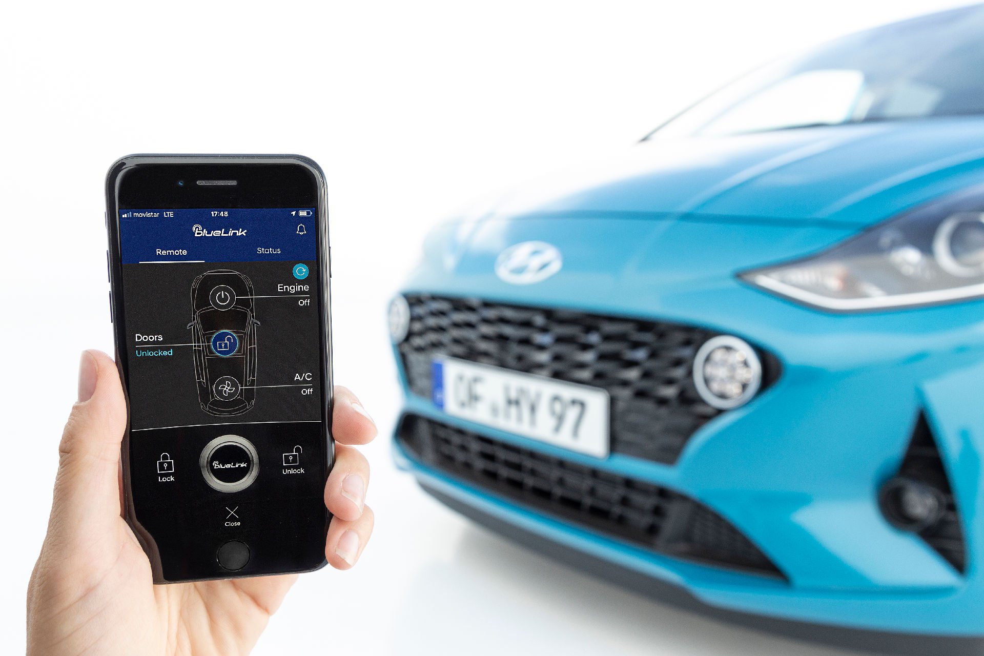 Phần mềm quản lý xe Hyundai i10 2020 trên điện thoại thông minh