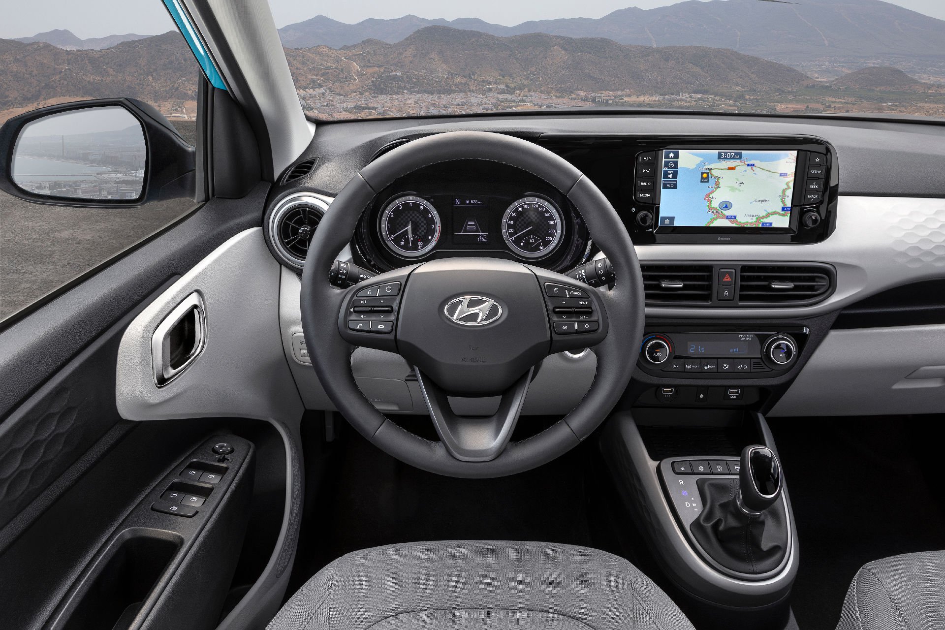 Thiết kế vô lăng xe Hyundai i10 2020
