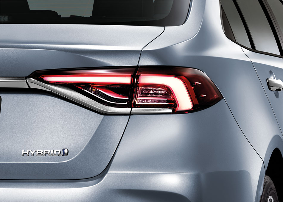 Thiết kế đèn hậu Toyota Corolla Altis 2019