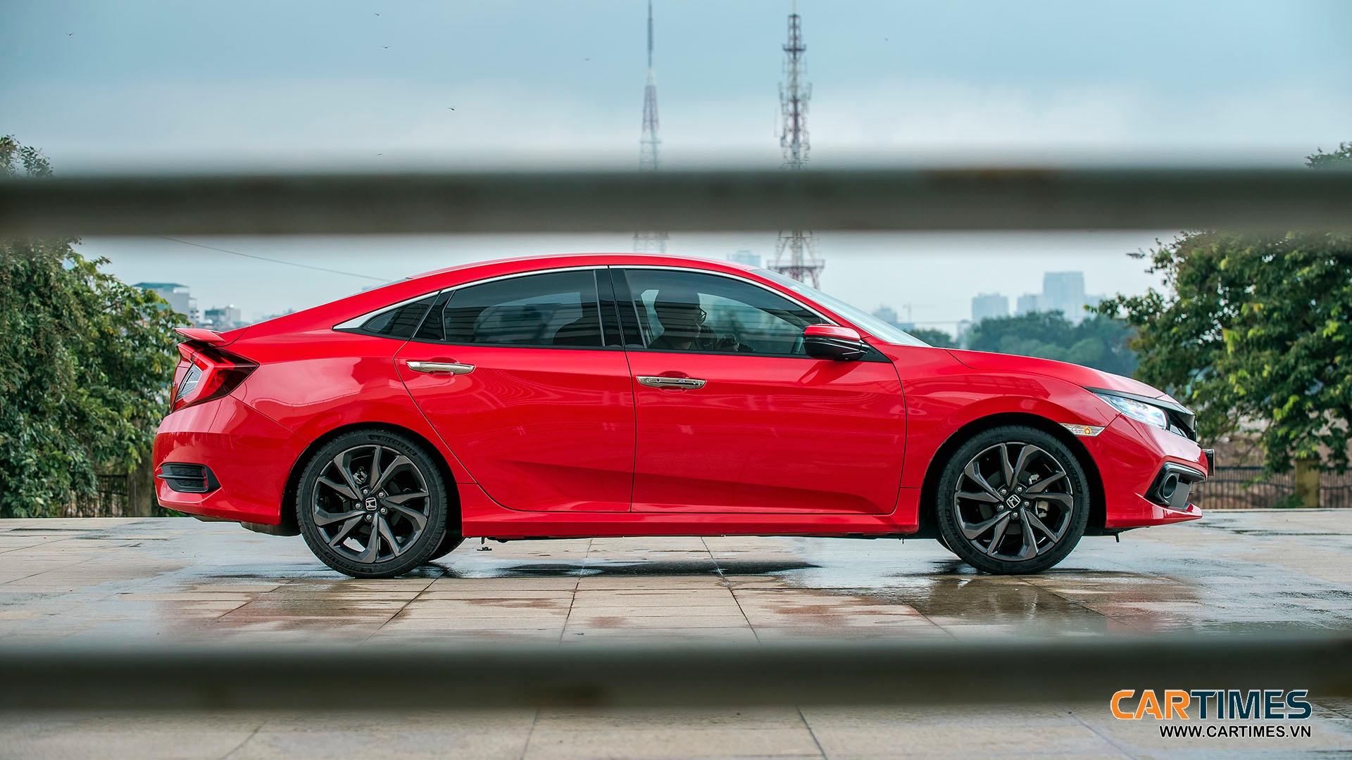 Thiết kế thân xe Honda Civic RS 2019
