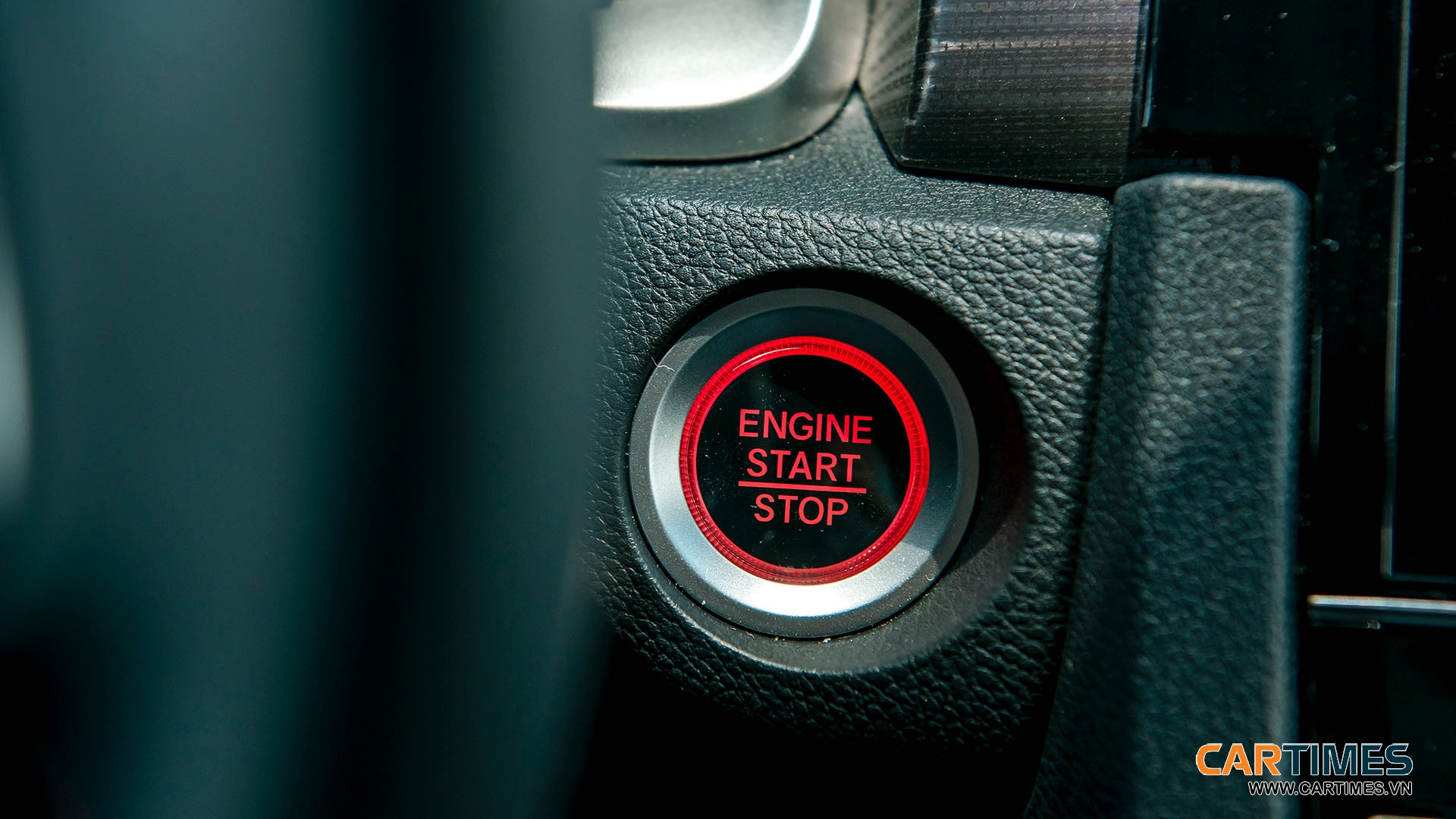 Nút khởi động Start/Stop trên Honda Civic RS 2019