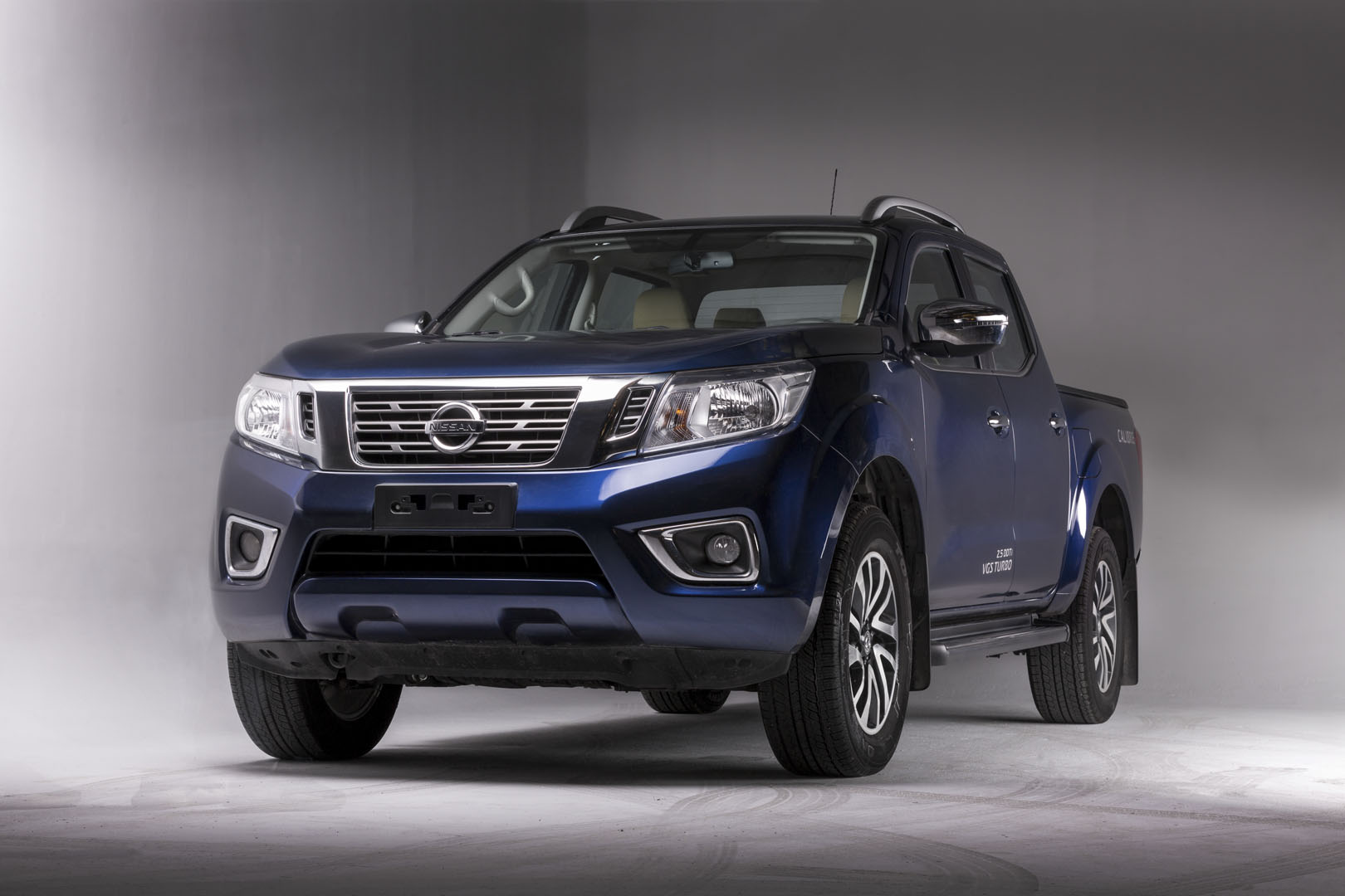 Thiết kế xe Nissan Navara EL Premium Z