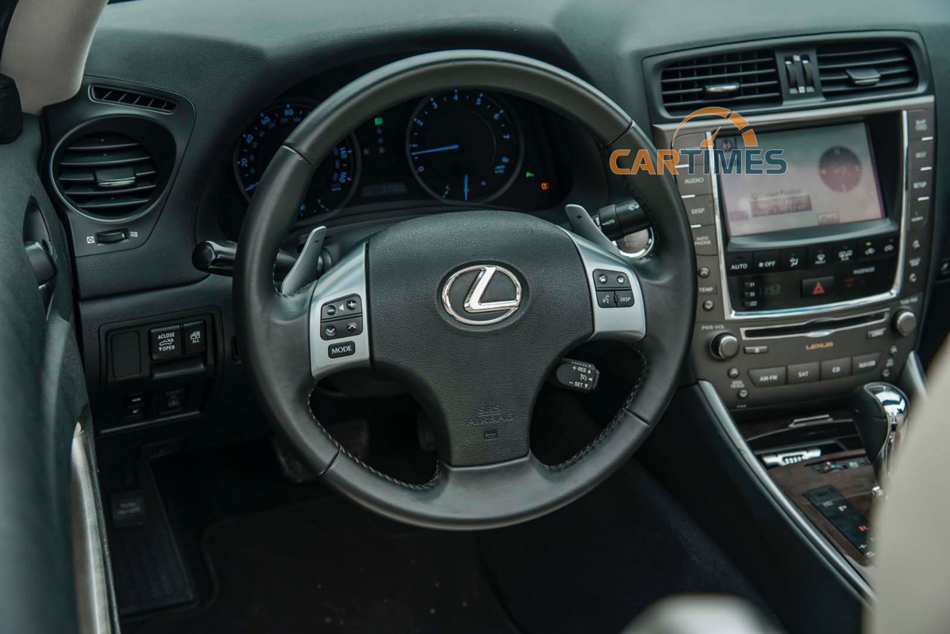 Cabin xe Lexus LS 250 C