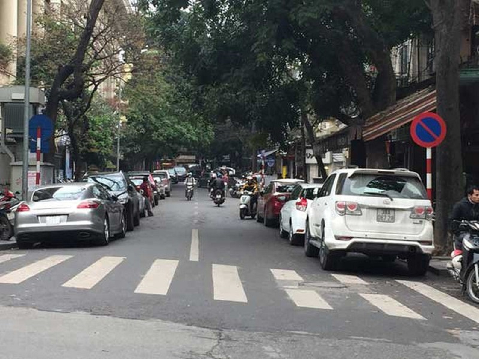 dừng đỗ xe đúng quy định