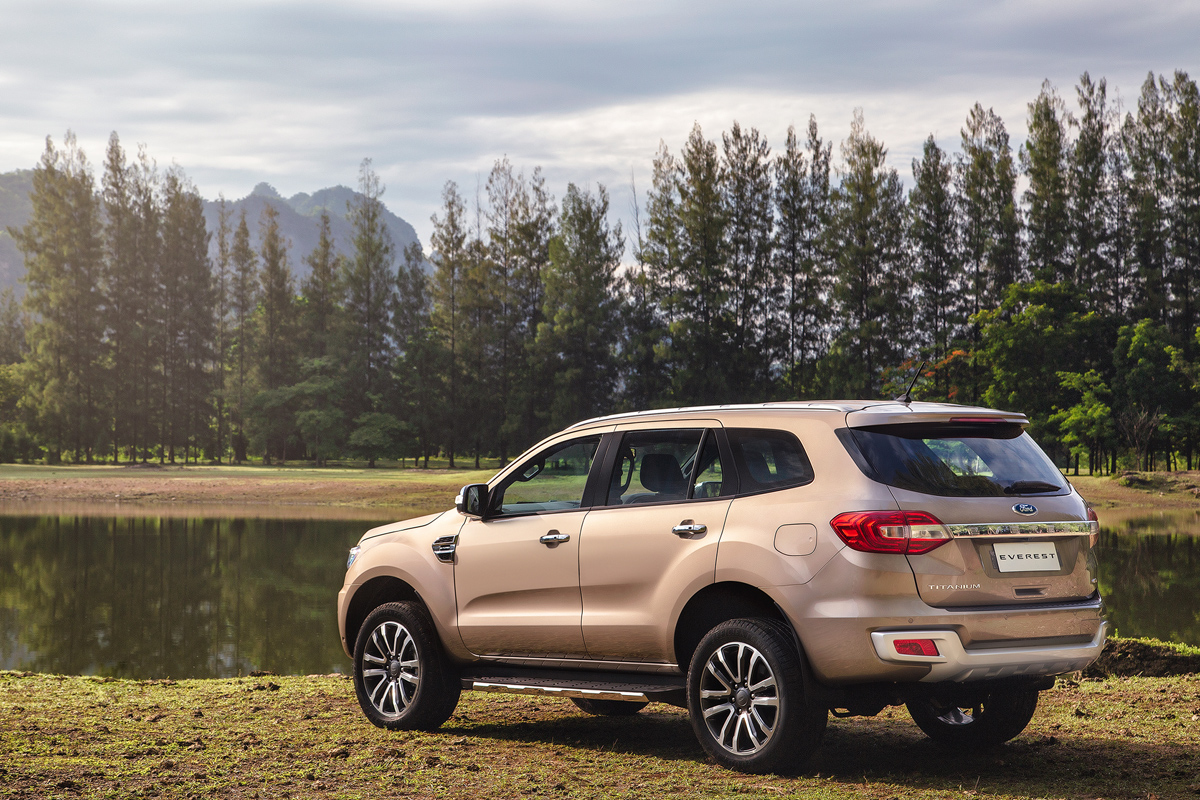 Xe Ford Everest