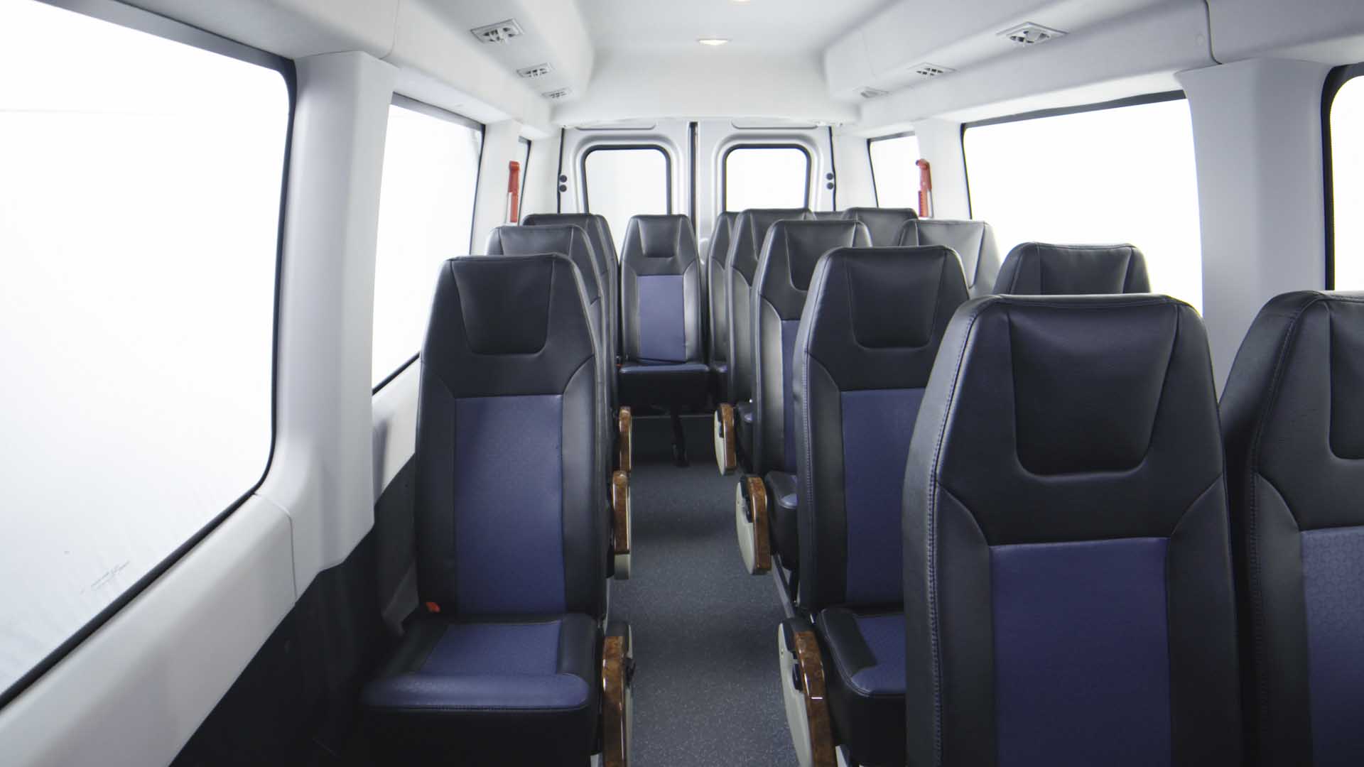 Hàng ghế sau của xe Iveco Daily 