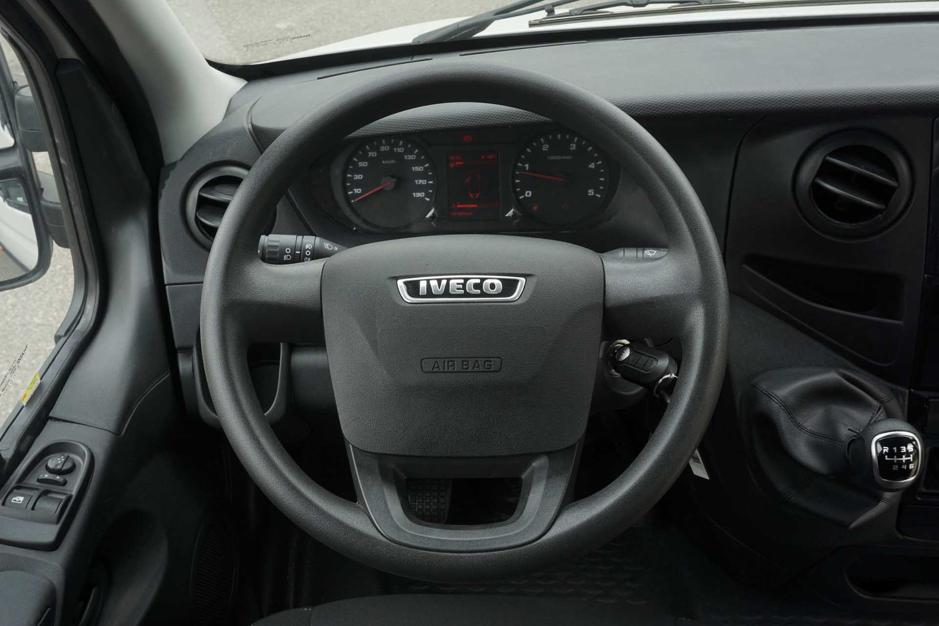 Vô lăng xe Iveco Daily 