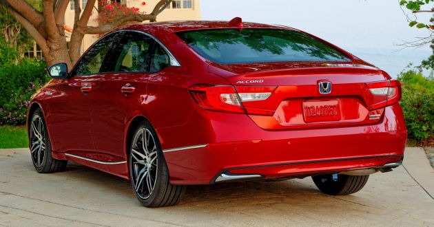 Honda Accord thế hệ thứ 10 nhận nâng cấp đầu tiên