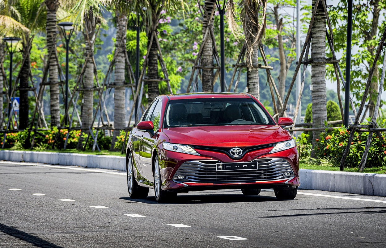 Camry 2.5Q