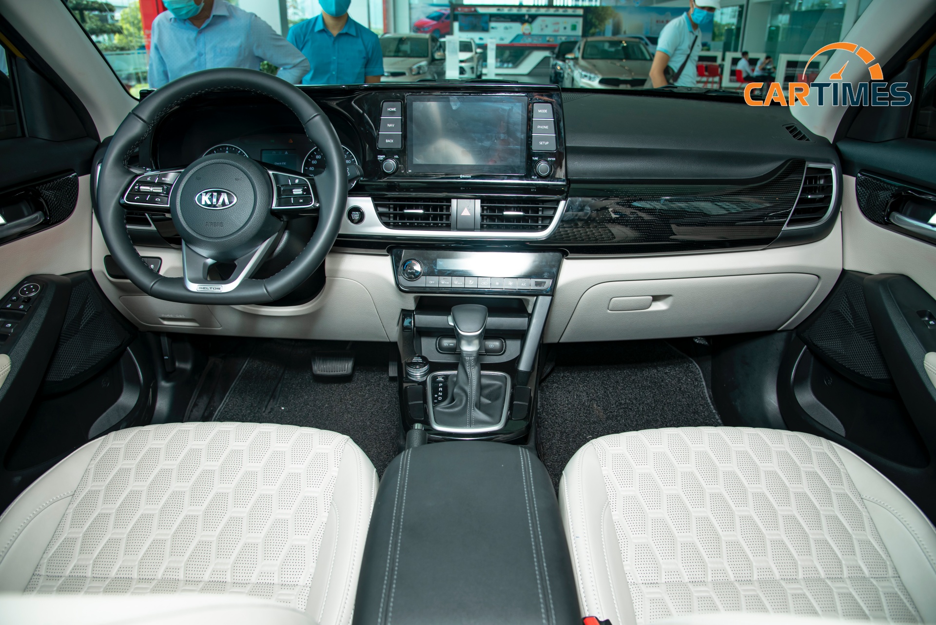 Kia Seltos - 'Tân binh quái vật' của phân khúc SUV đô thị