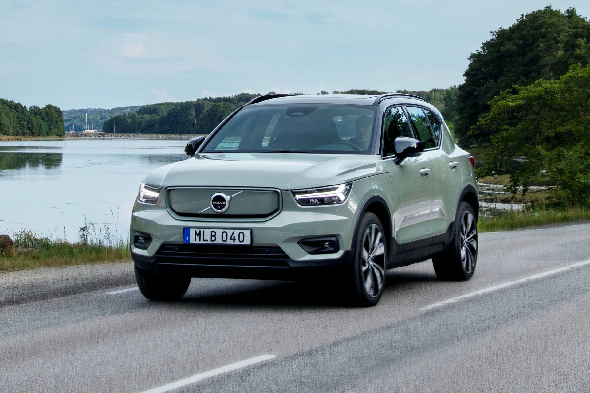 XC40 Recharge P8 AWD được sản xuất trong năm 2020 đã có khách đặt