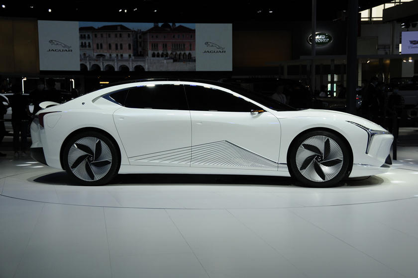 Neta Eureka 03 - Câu trả lời của Trung Quốc dành cho Tesla Model 3