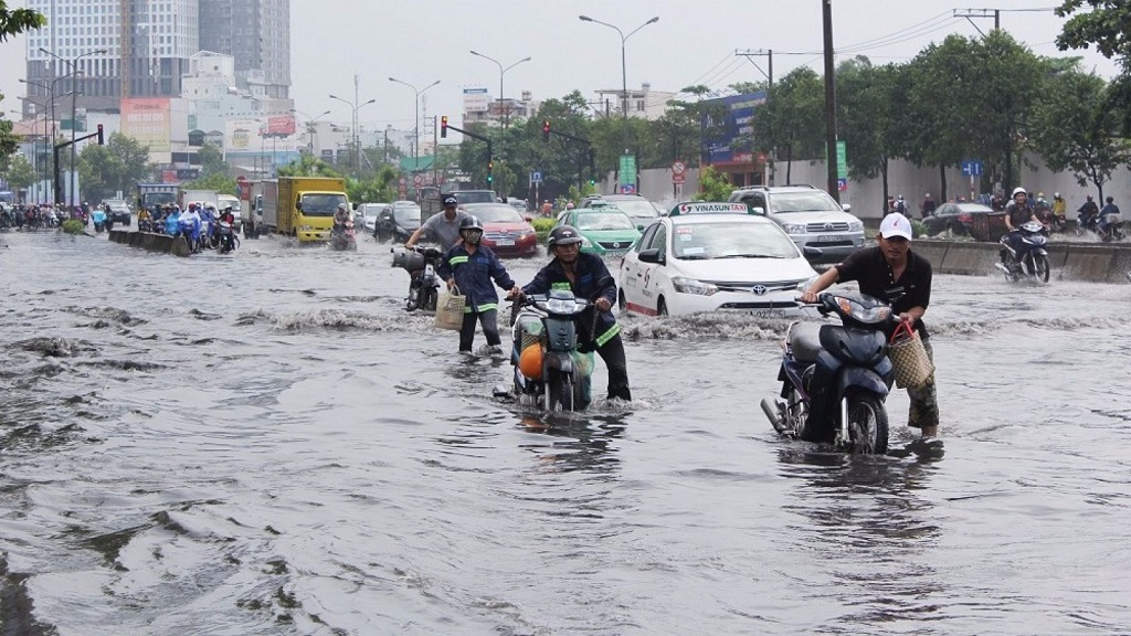 xe máy bị ngập nước