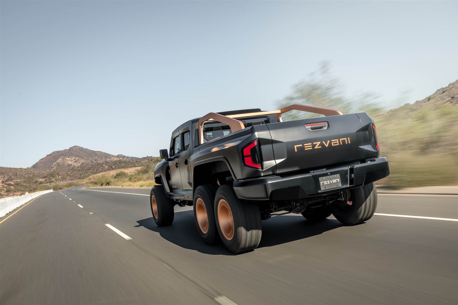 ĐUôi xe Rezvani Hercules