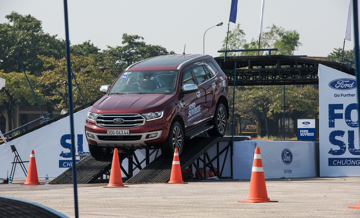 Xe Ford Everest