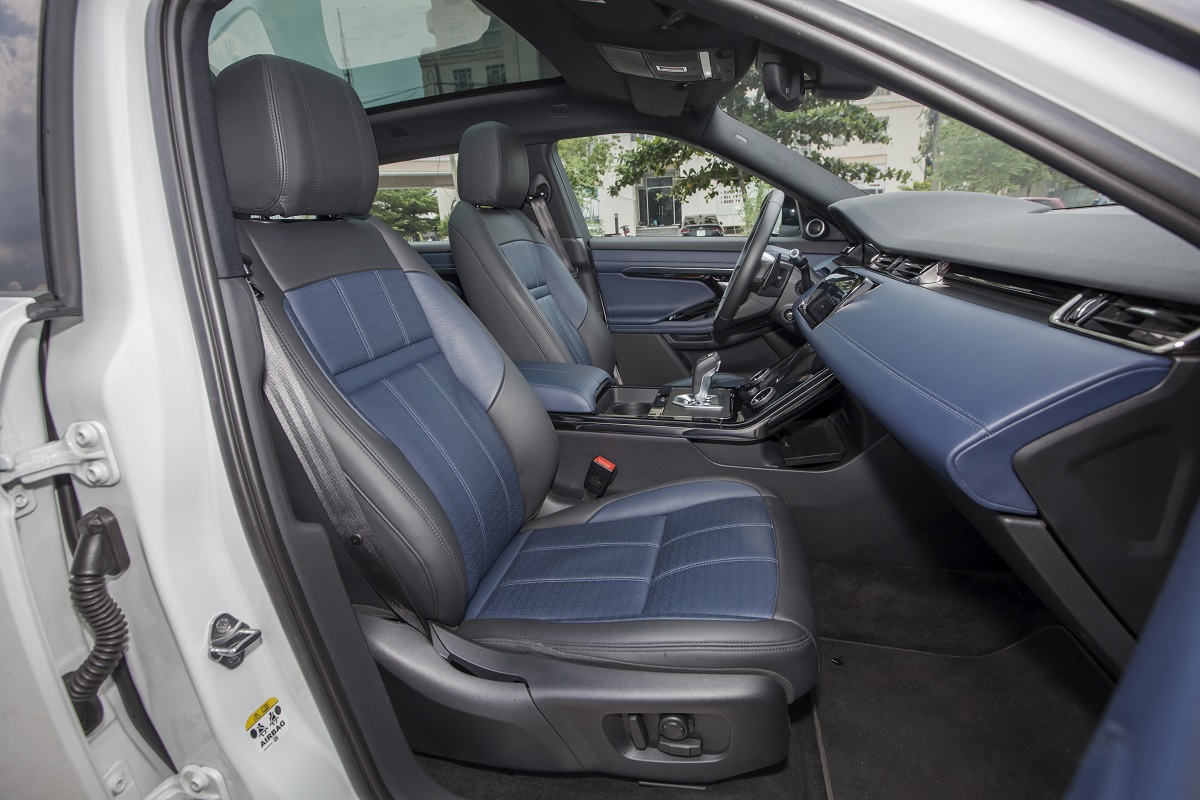 Nội thất xe Range Rover Evoque
