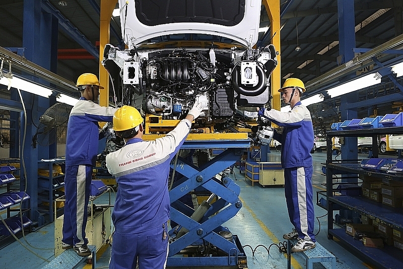 Việc phát triển ngành công nghiệp ô tô giúp hạ giá thành, nâng cao chất lượng sản phẩm