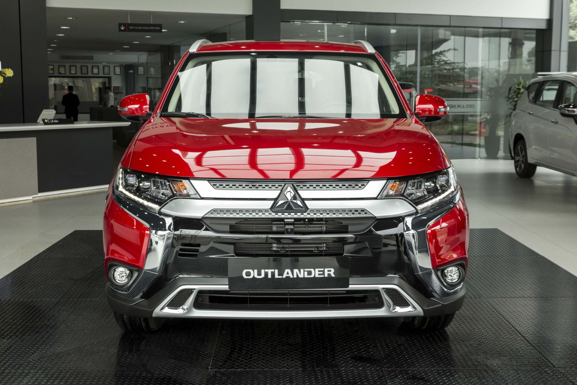 Xe Mitsubishi Outlander