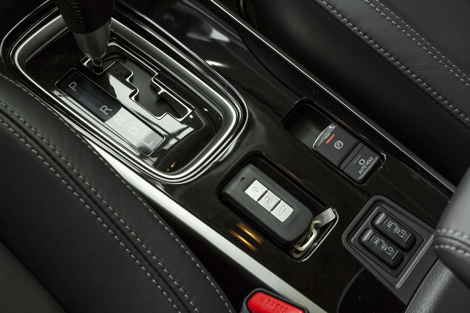Xe Mitsubishi Outlander