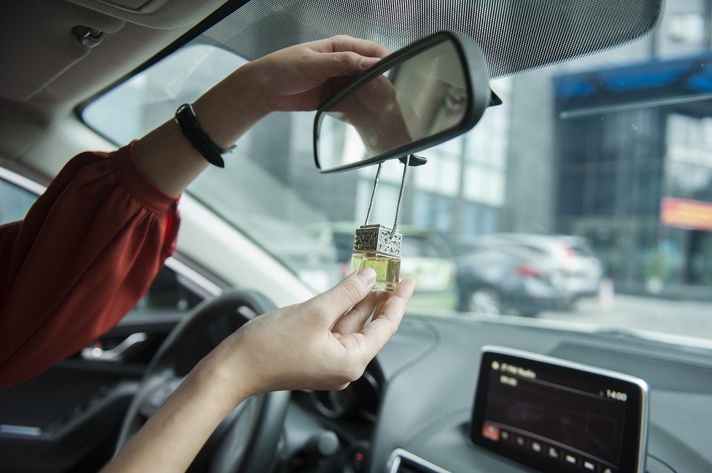 lưu ý khi sử dụng máy lọc không khí trên xe