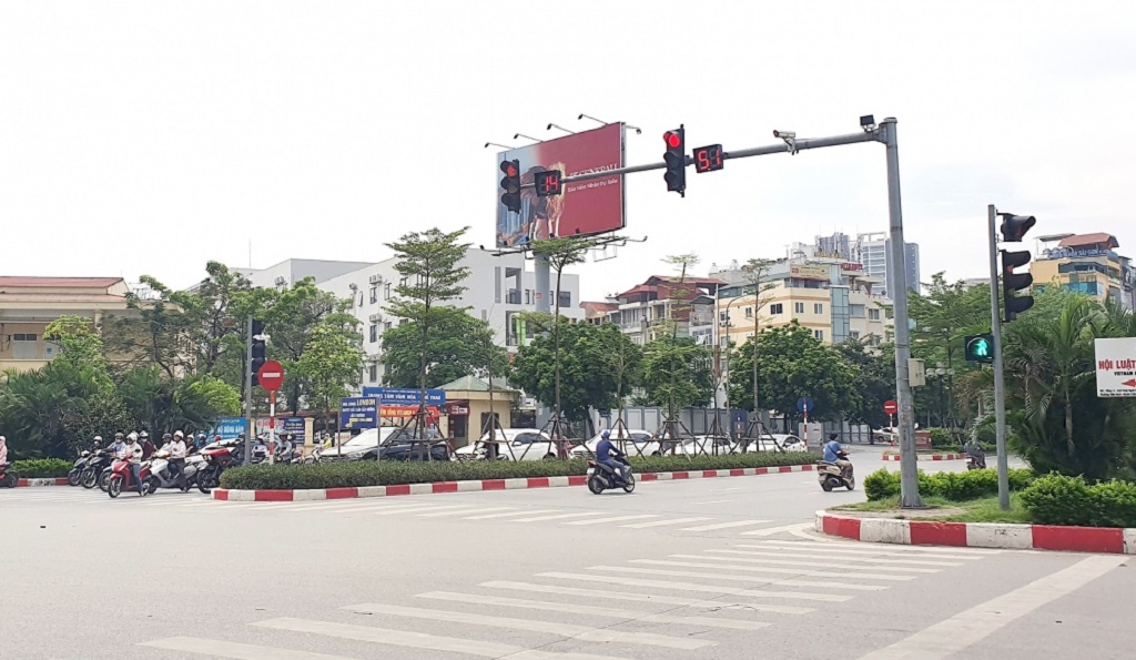 Hệ thống camera giám sát giao thông trên đường phố Hà Nội