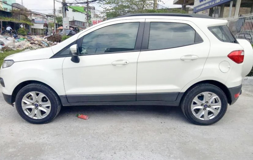 Giá xe Ford EcoSport 2014 bao nhiêu?