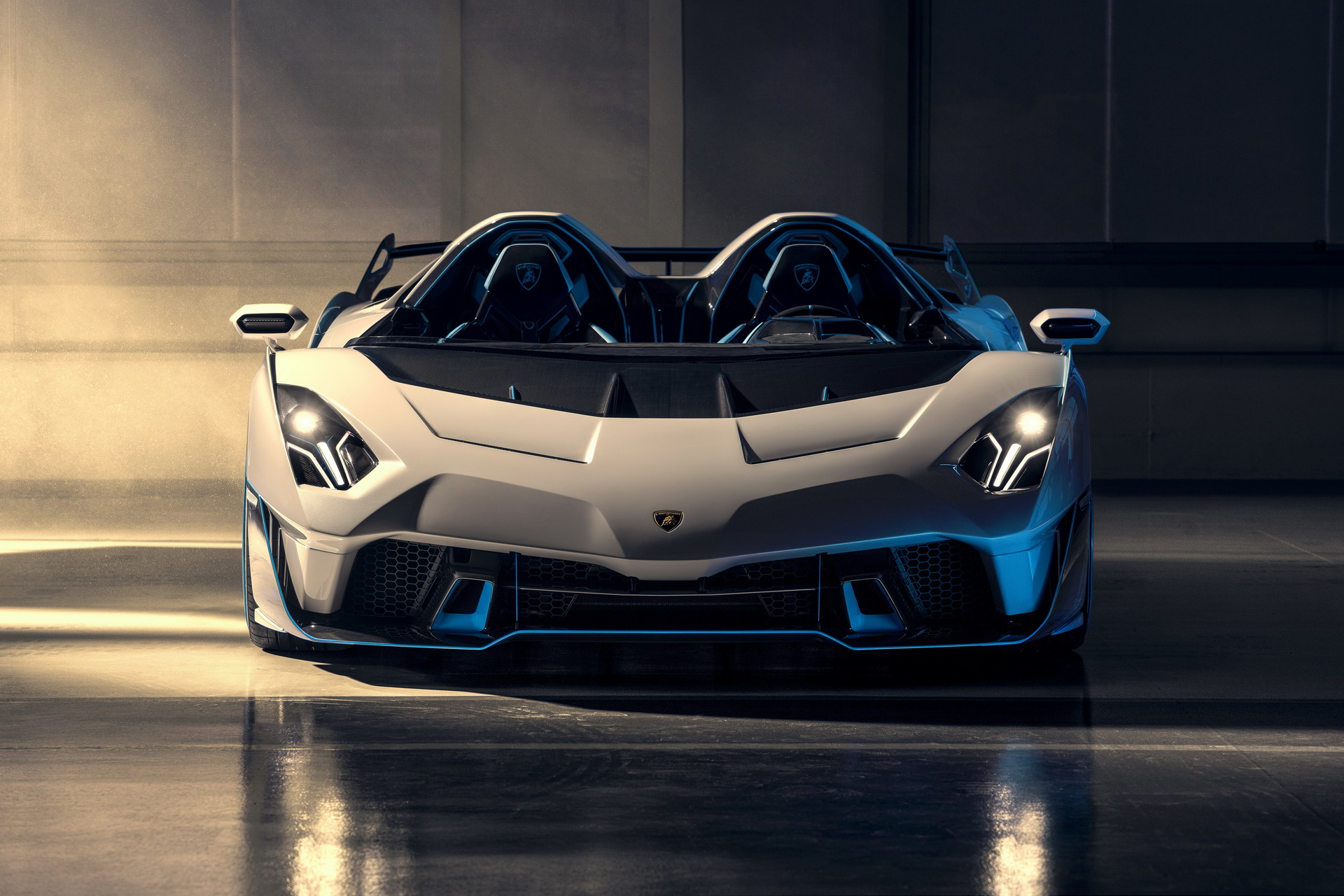 Lamborghini SC20 với thiết kế đặc biệt lấy cảm hứng từ nhiều mẫu khác nhau