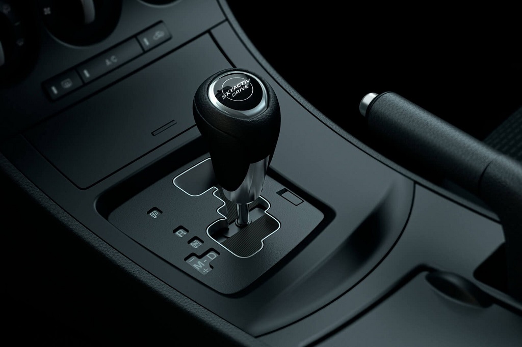 lái xe số tự động
