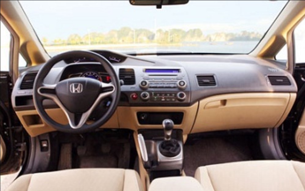 Honda Civic 2010 giá bao nhiêu?