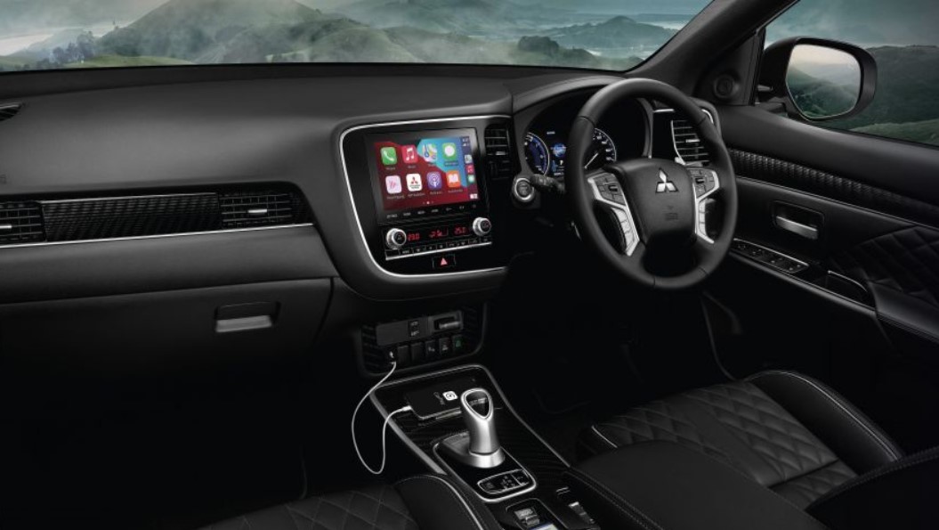 Mitsubishi Outlander PHEV bắt đầu được sản xuất tại Thái Lan