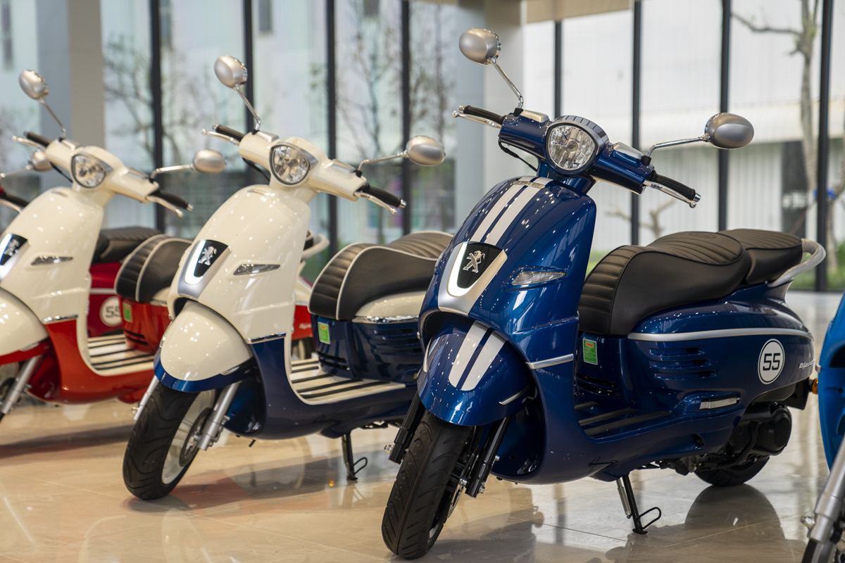 Xe máy Peugeot Django
