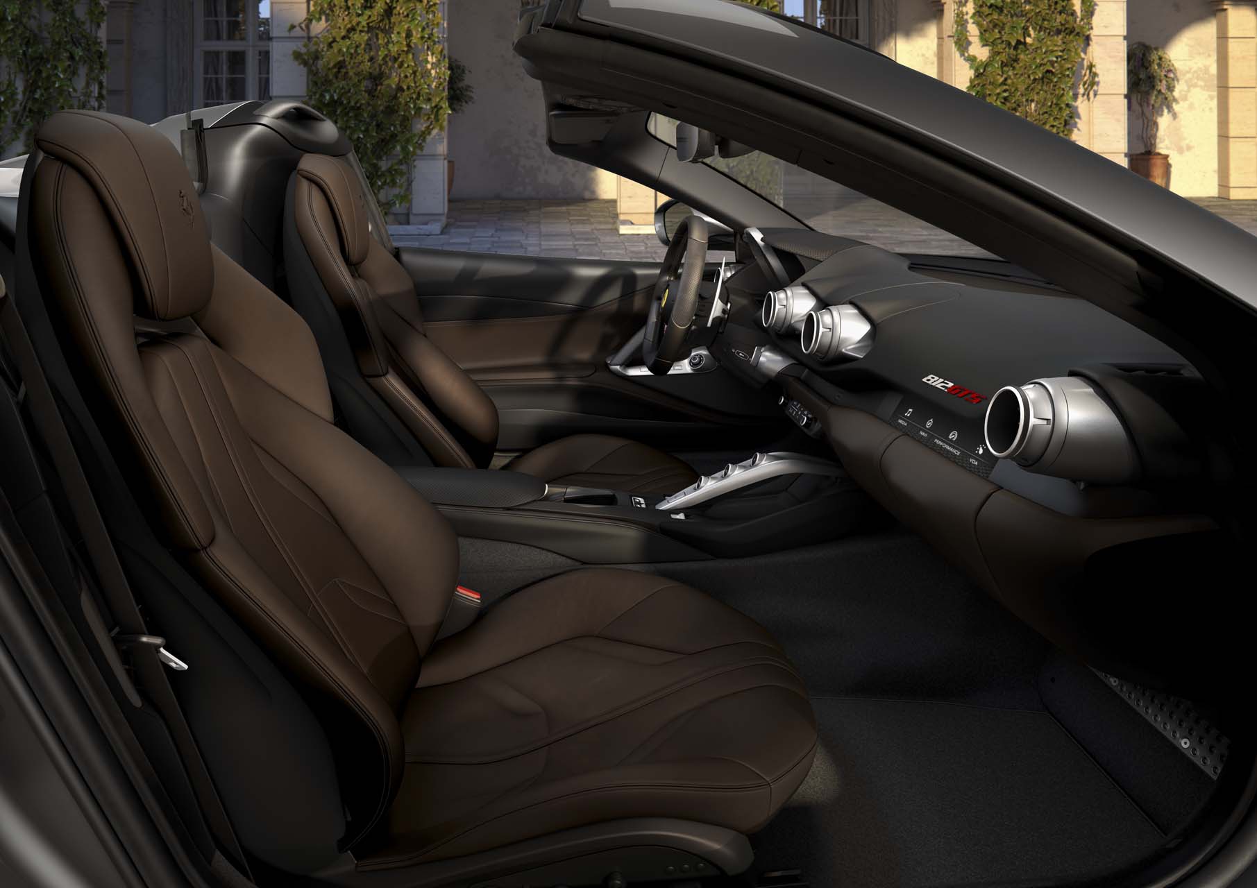 Cabin xe Ferrari 812 GTS